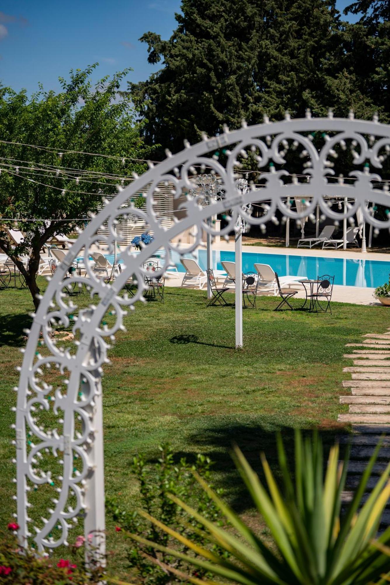 Masseria Montepaolo Dimora Di Charme Конверсано Экстерьер фото