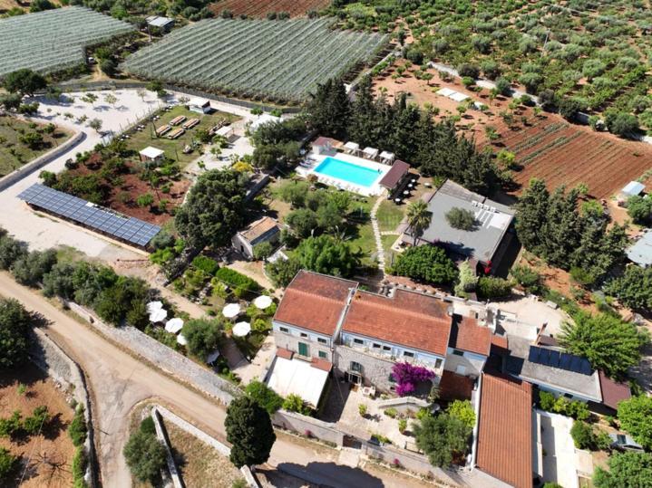 Masseria Montepaolo Dimora Di Charme Конверсано Экстерьер фото