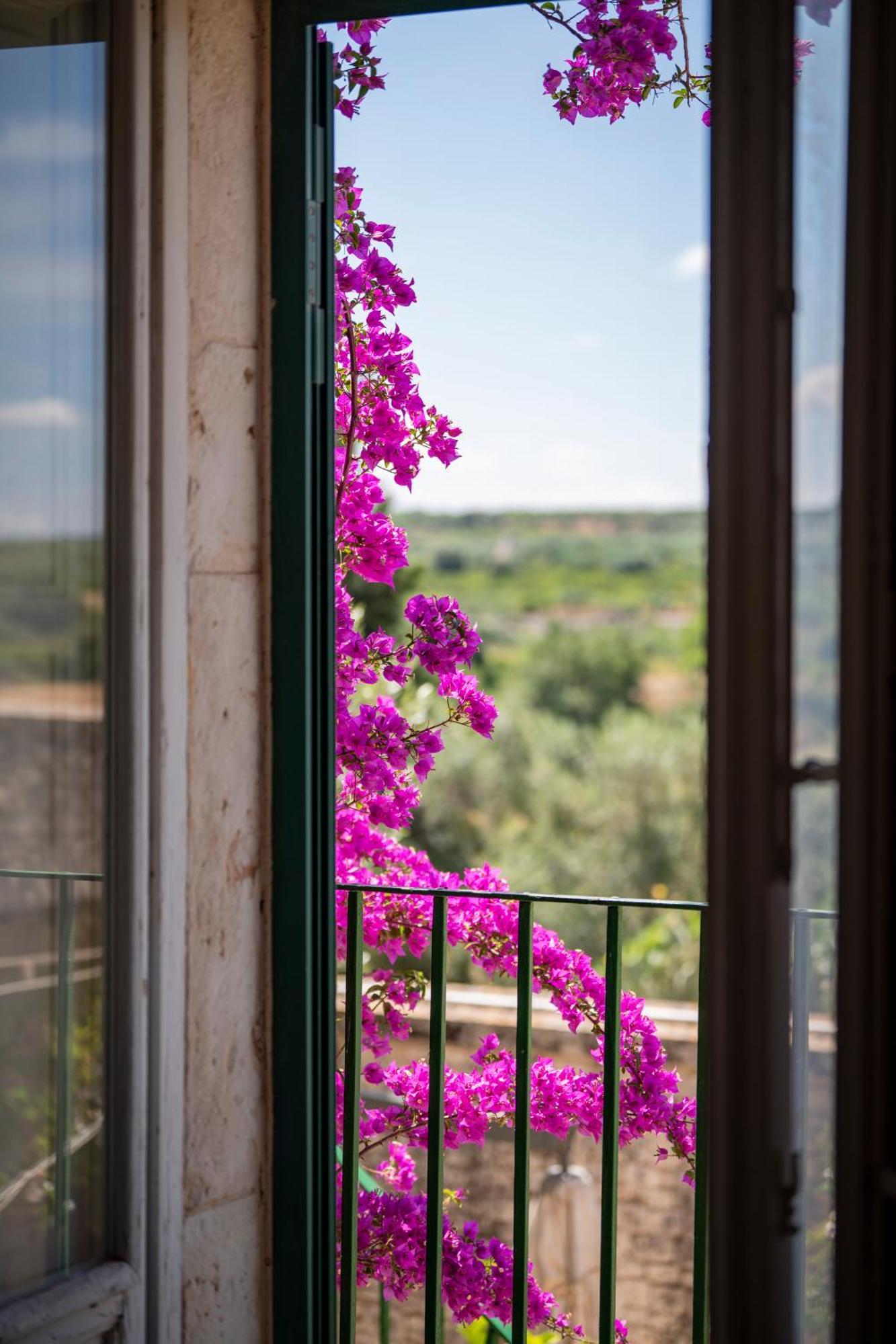 Masseria Montepaolo Dimora Di Charme Конверсано Экстерьер фото